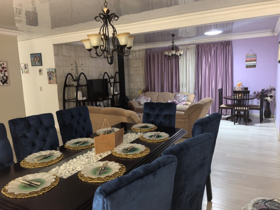 4 Bedroom Property for Sale in Pellissier Free State